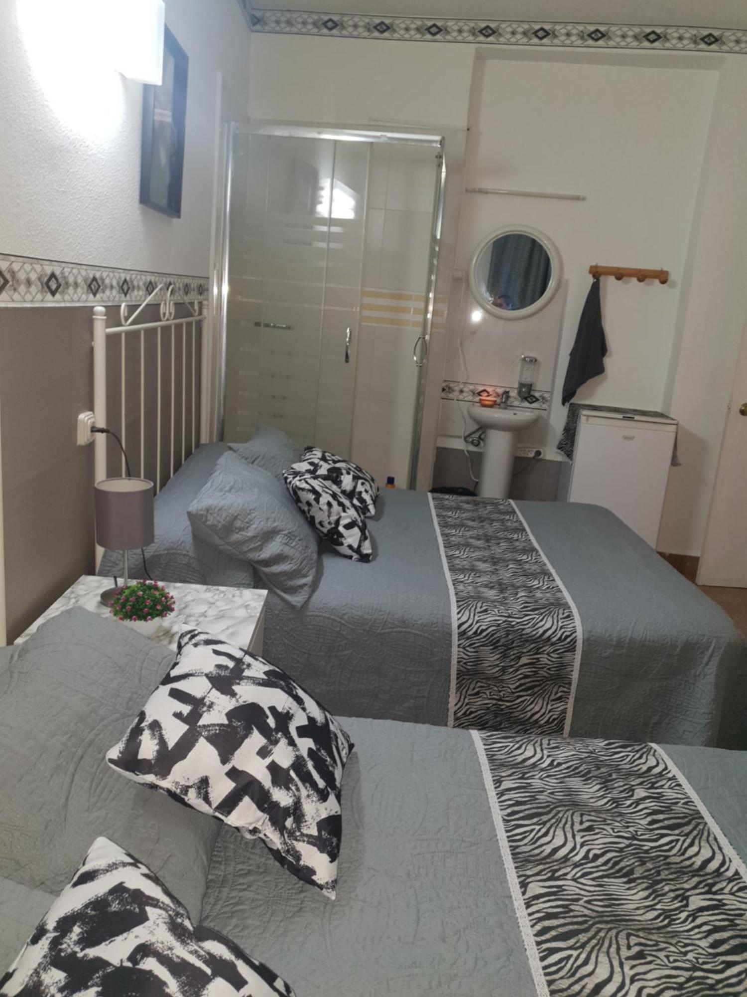 מדריד Hostal Diaz חדר תמונה